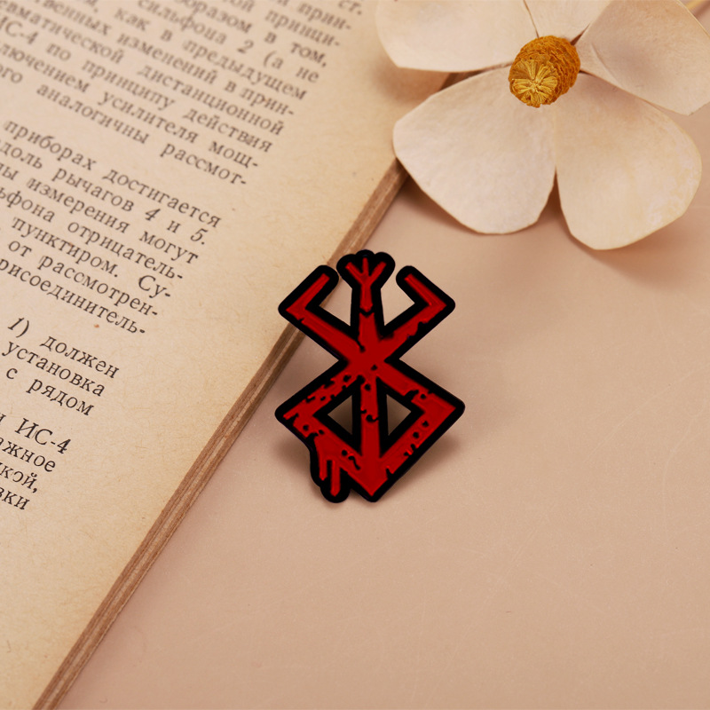 Hot Game Badge Sign Brooch Pin - Men Accessories Online recension och pris